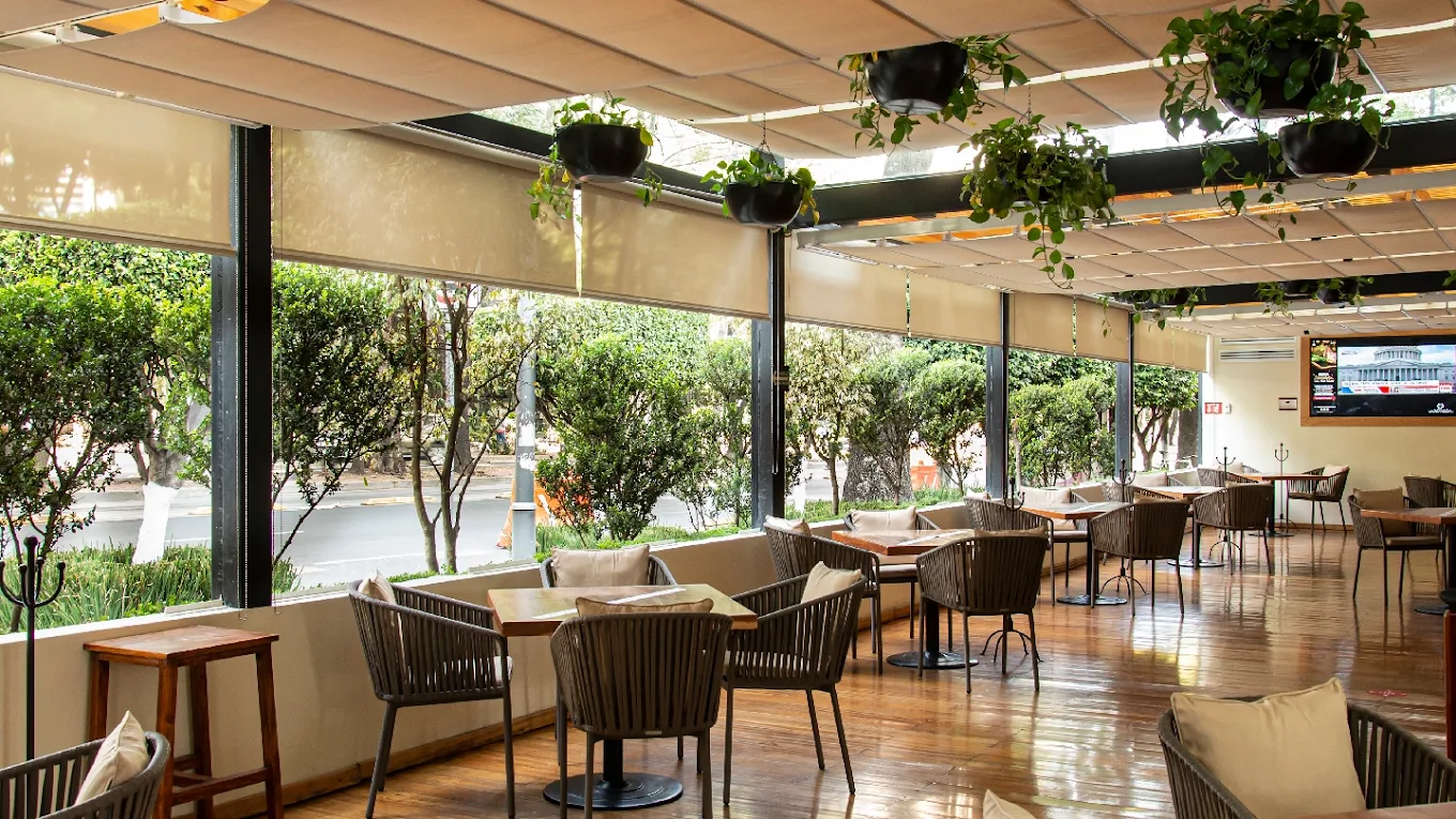 La Mansión Restaurant 4