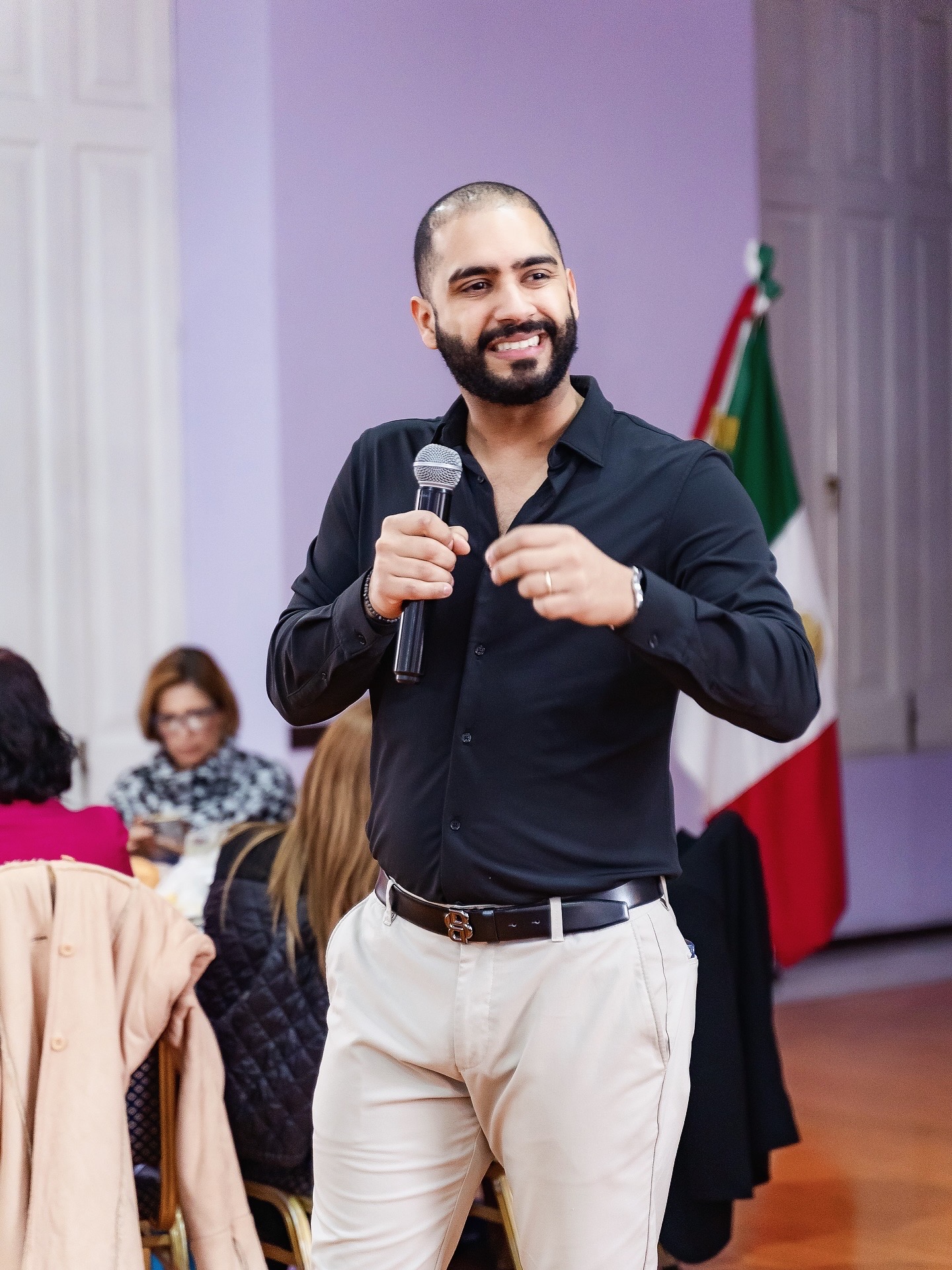 Mich Mogollón — Mentor en Ventas